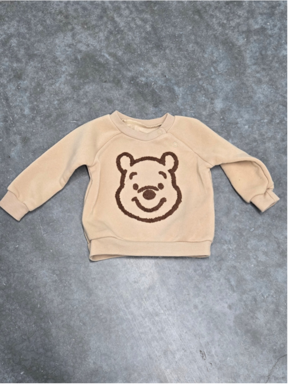 Disney Beige Winnie the Pooh Face Sweatshirt Size 3-6M